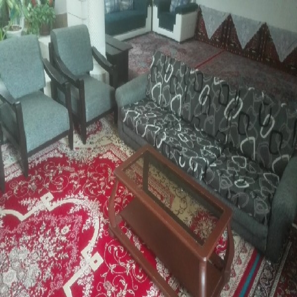 مبلمان ۹ نفره شیک در حد نو